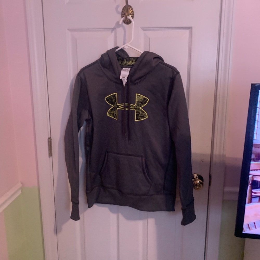 Under armor grey/yellow youth boys medium